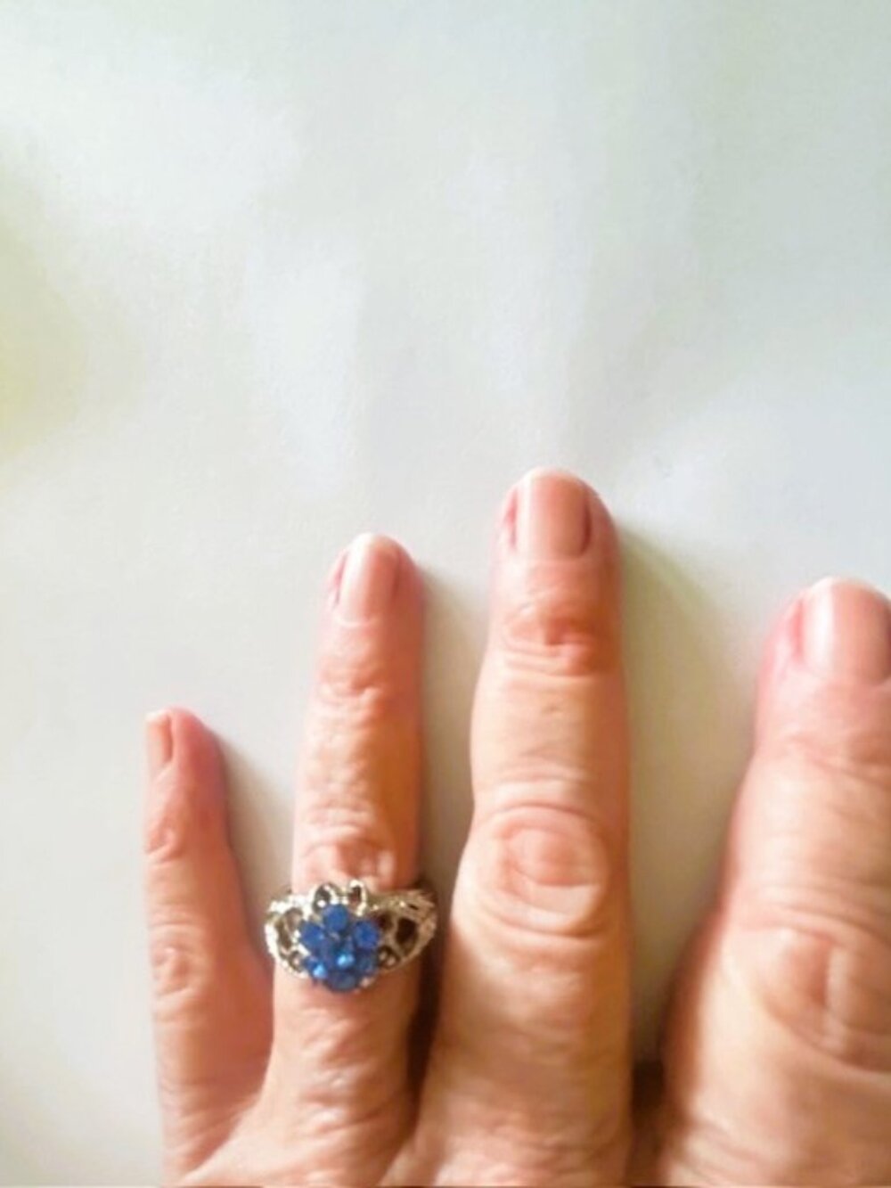 Vtg Silver Tone Ring sz 6 Adjustable to 7 Blue Stone Costume